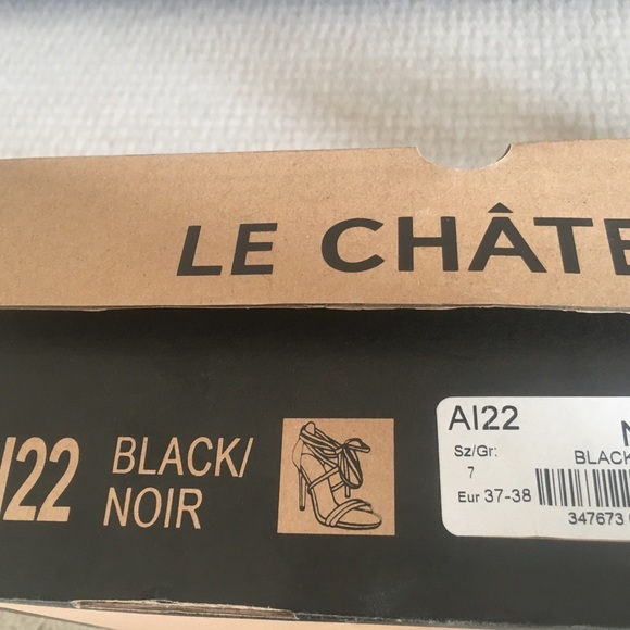 Le Chateau AI22 Black Heels - Picture 9 of 9